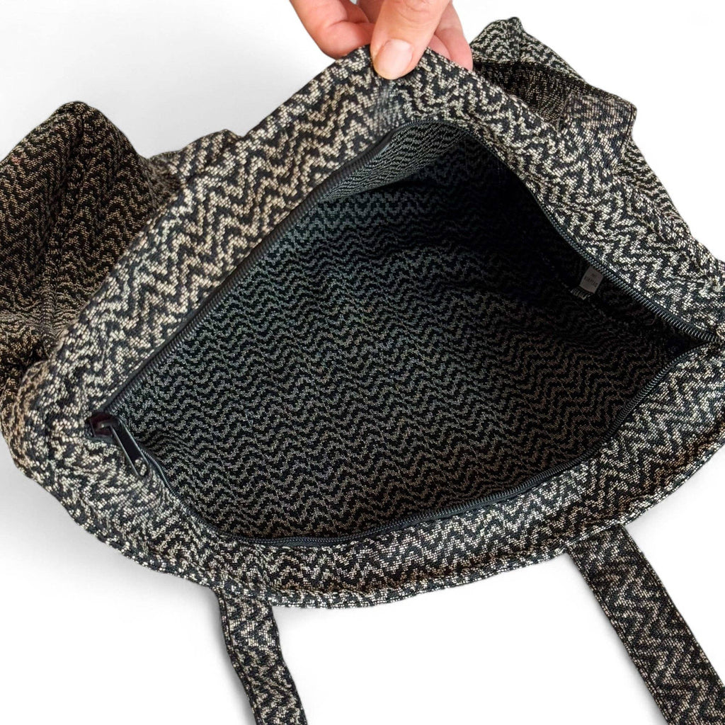 De La Mur - Zigzag  Tote Bag – dark beige  & Black (Dana)