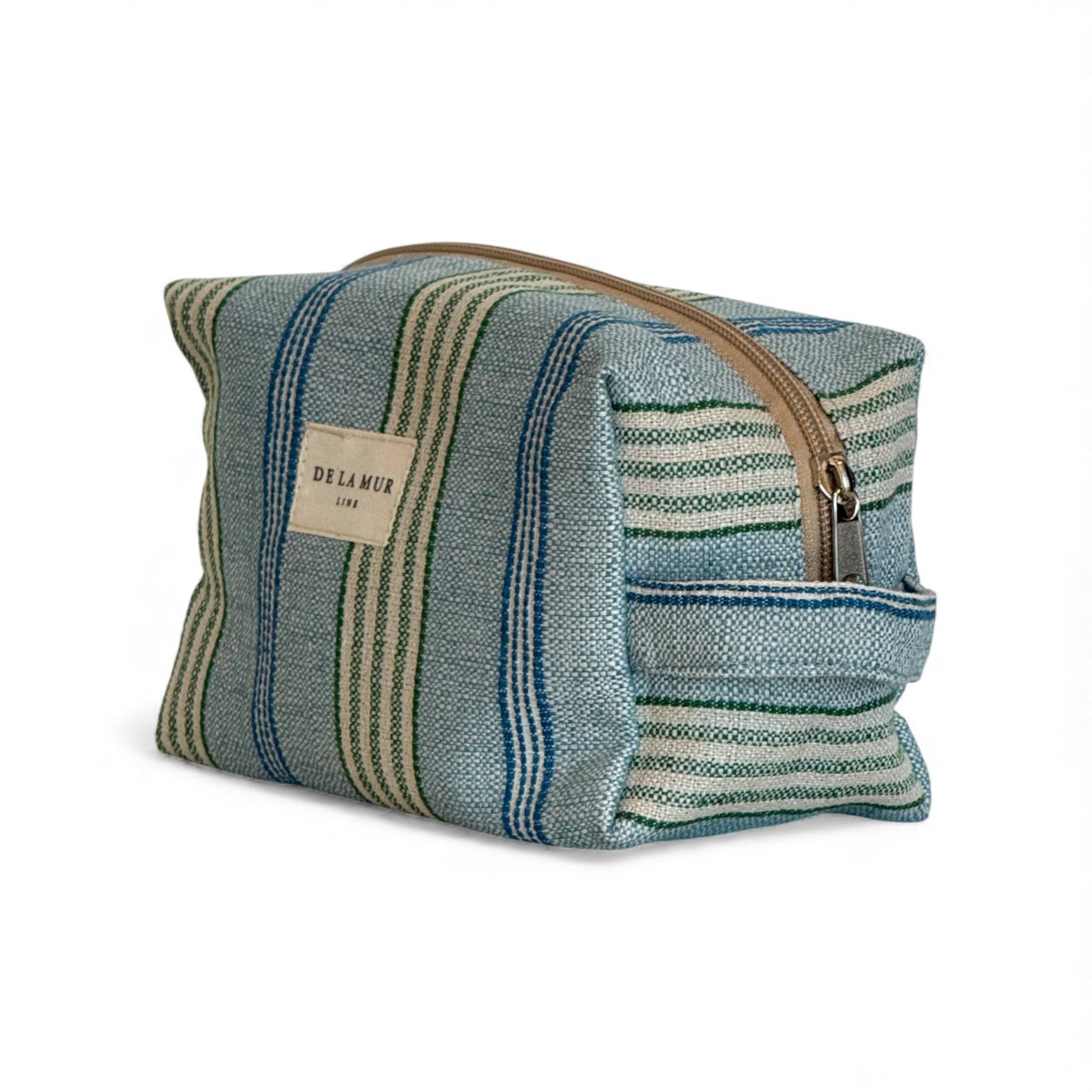 DE LA MUR-Squared Makeup Bag Cata