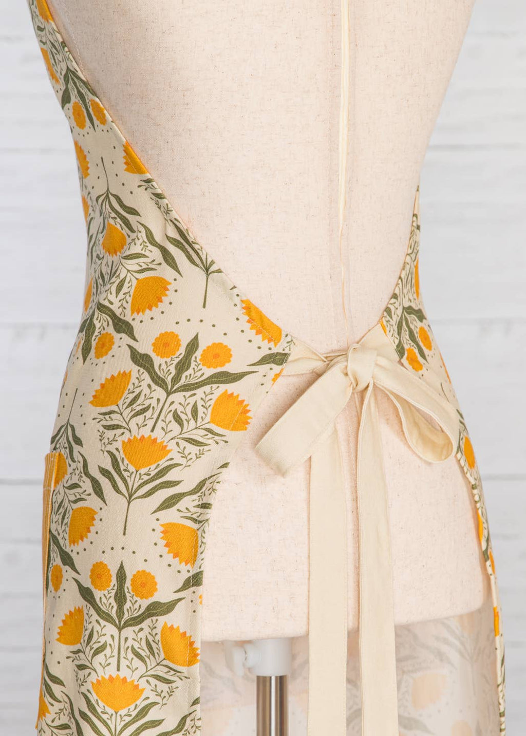 Yellow flowers Cotton Apron – Bright Floral Design