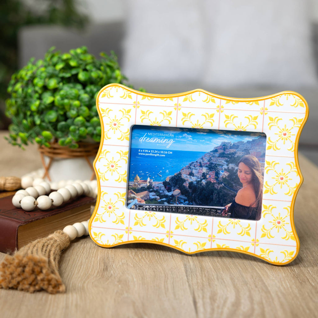 Mediterranean Yellow Pattern - 8.25" x 6.5" Picture Frame (6" x 4" Photo)