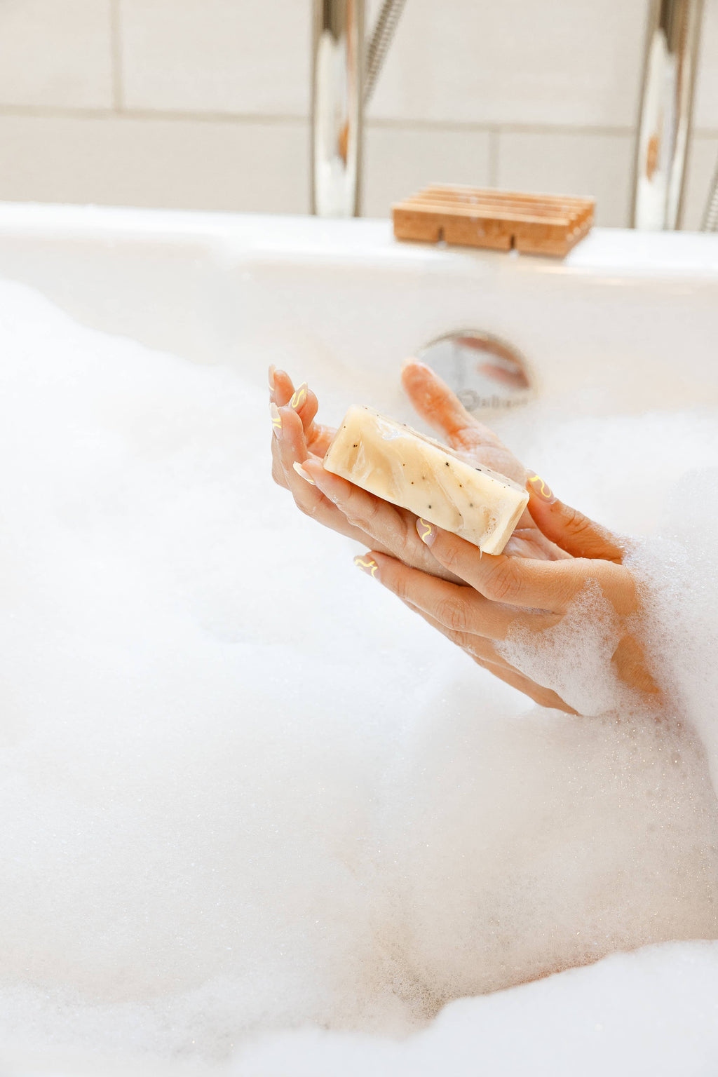OLD WHALING CO- SEAWEED & SALT SOAP