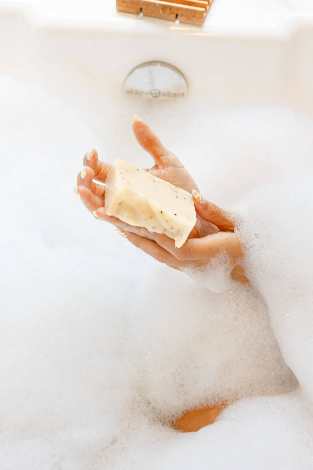 OLD WHALING CO- SEAWEED & SALT SOAP