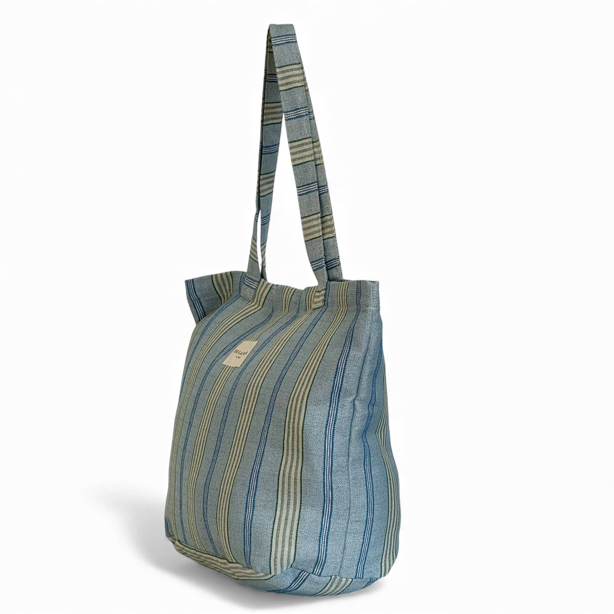 DE LA MUR -Large Zippered Bag Cata