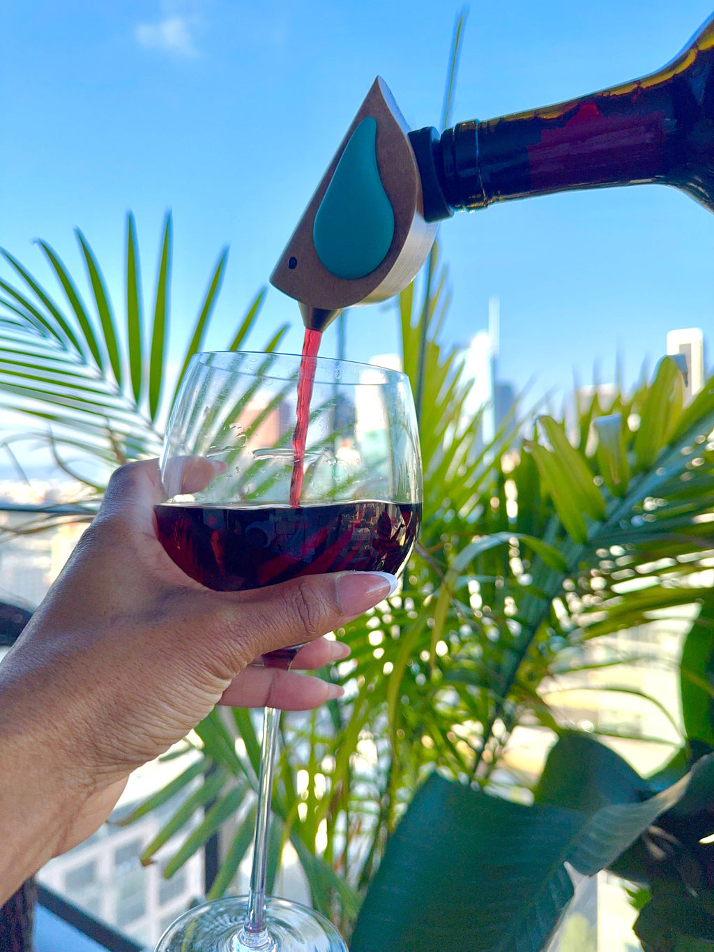 Songbird- "Singing" Wine Bottle Pourer Turquoise