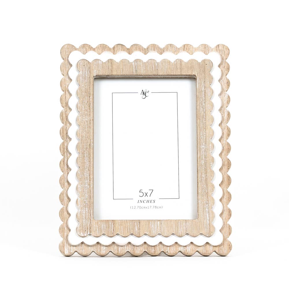 11844 - 8x10x1 wood photo frame (SCALLOP) ntrl/wh (5x7) pic