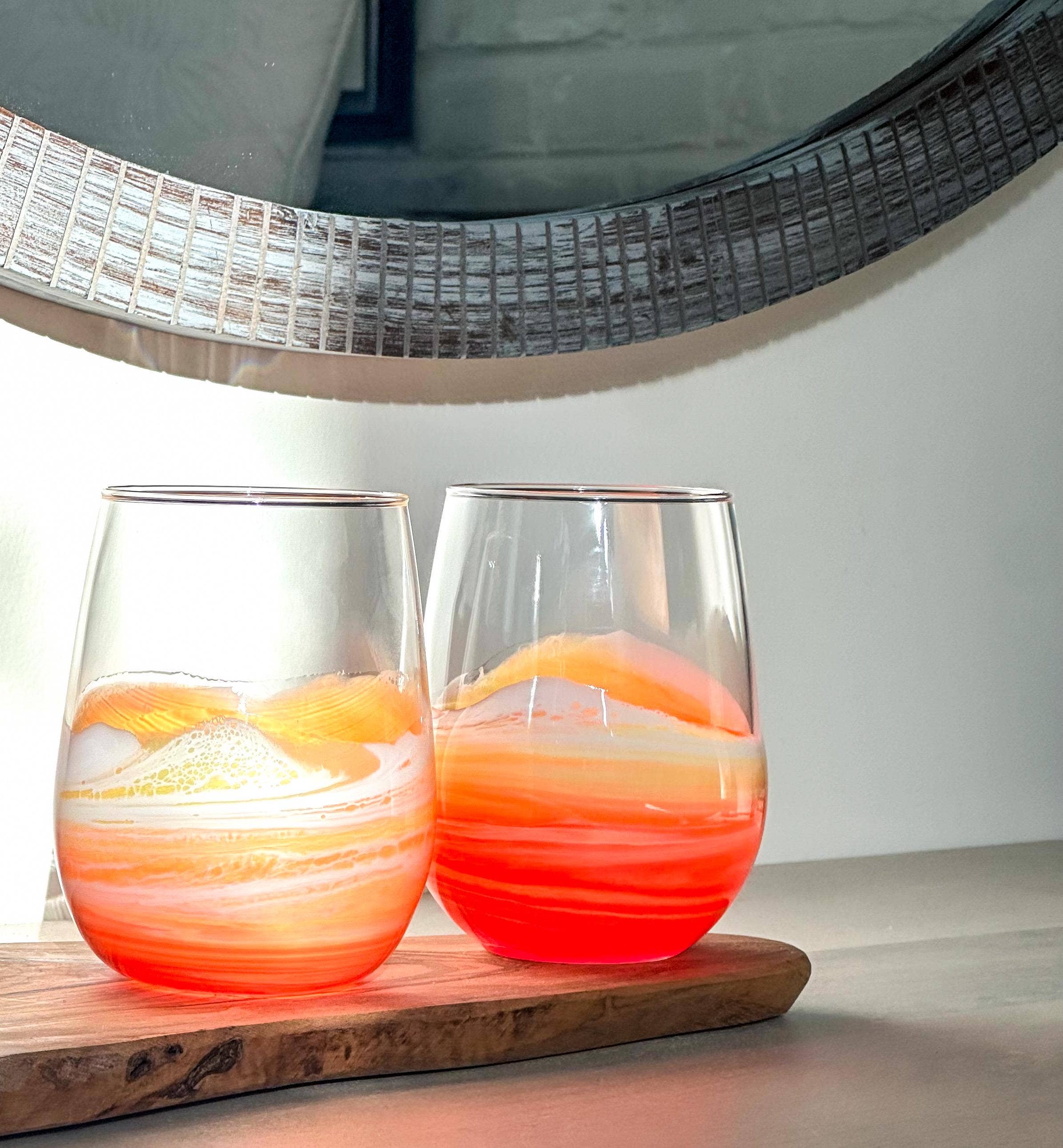 Resin Wave Sunset Stemless Wine Glass