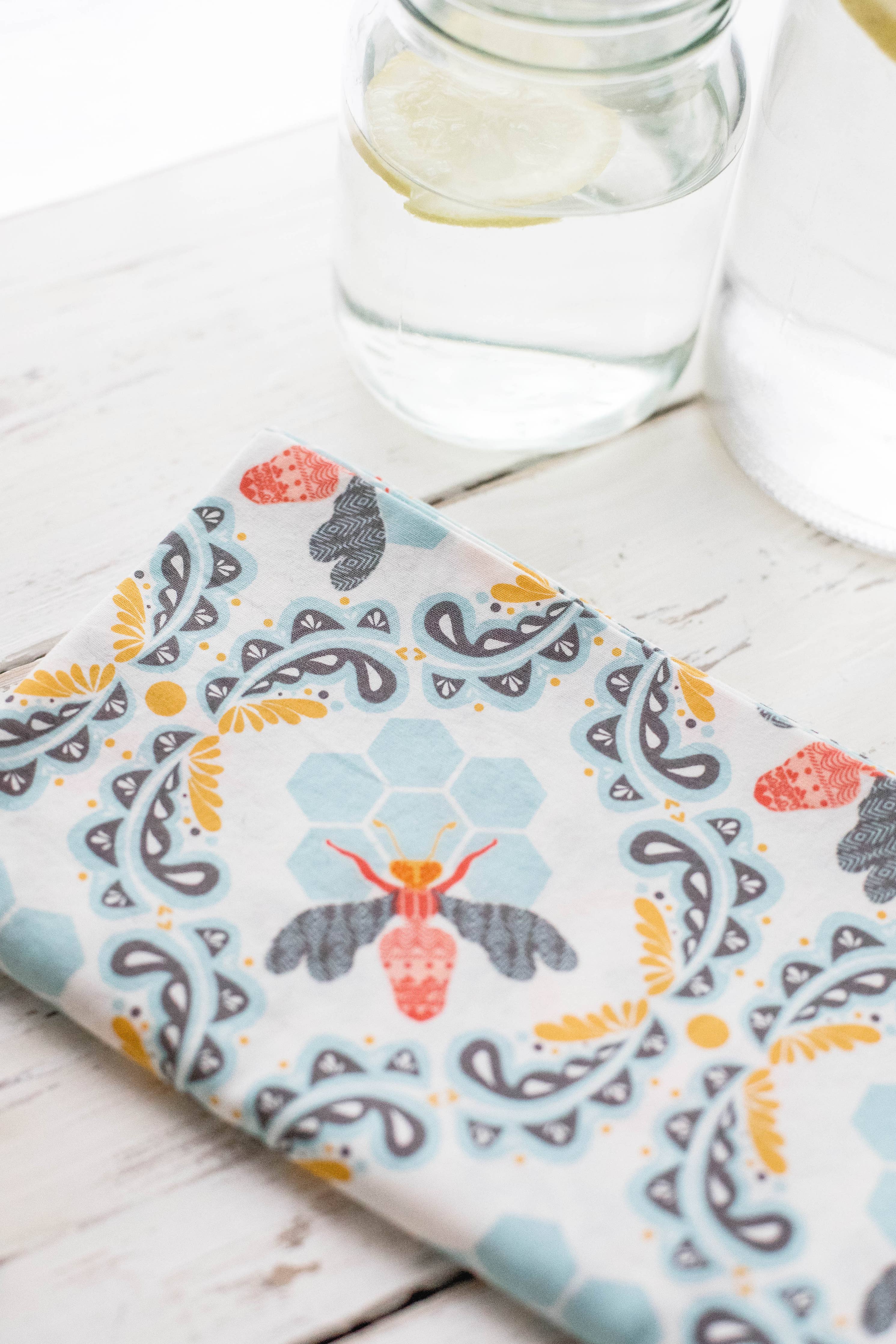 DOT AND ARMY-Honey Bee Cloth Napkins, set of four